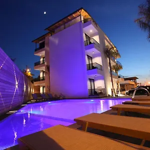 Mare 2 Hotel